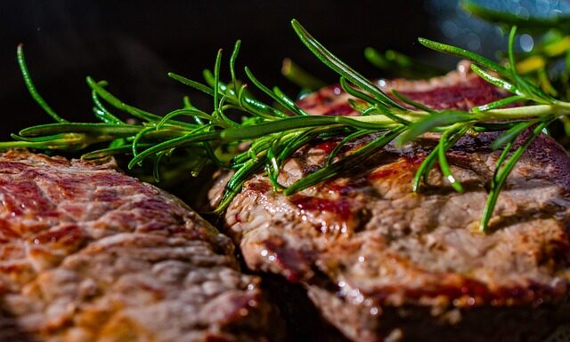 Ile kosztuje polędwica wołowa? Ile kosztuje polędwica wołowa?